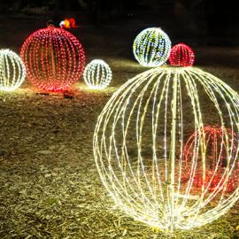 Foldable LED 3D Spheres